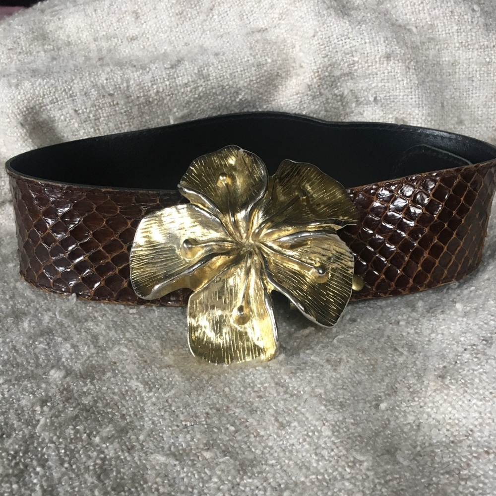 Vintage genuine snake skin belt w/ metal flower